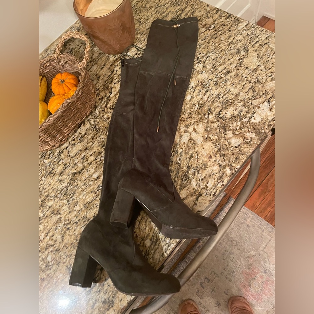 Adorable dark green knee high heeled boots